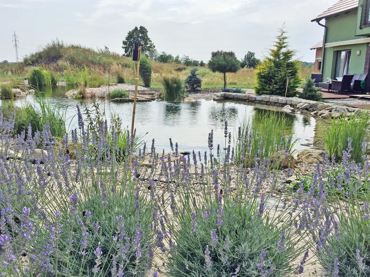 Lake View Apartments Near Golf Resort Kuneticka Hora, Dritec Pardubice Zewnętrze zdjęcie