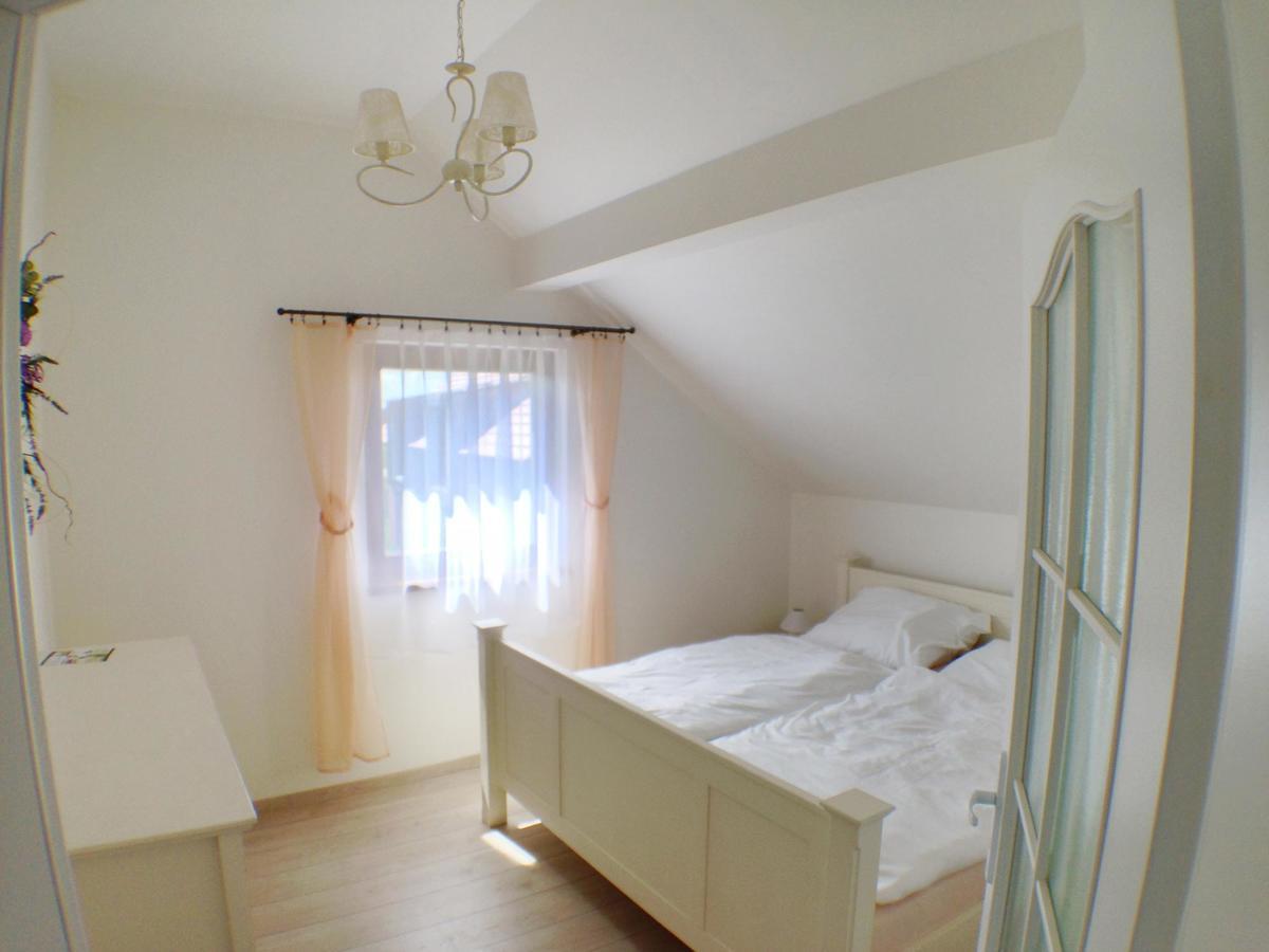 Lake View Apartments Near Golf Resort Kuneticka Hora, Dritec Pardubice Zewnętrze zdjęcie