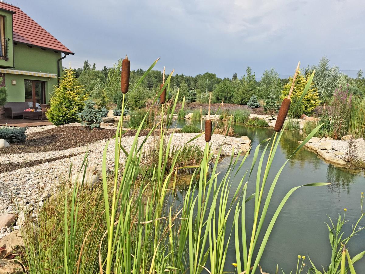 Lake View Apartments Near Golf Resort Kuneticka Hora, Dritec Pardubice Zewnętrze zdjęcie